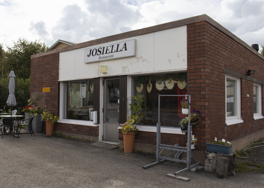 Valokuva Josiella rakennuksesta